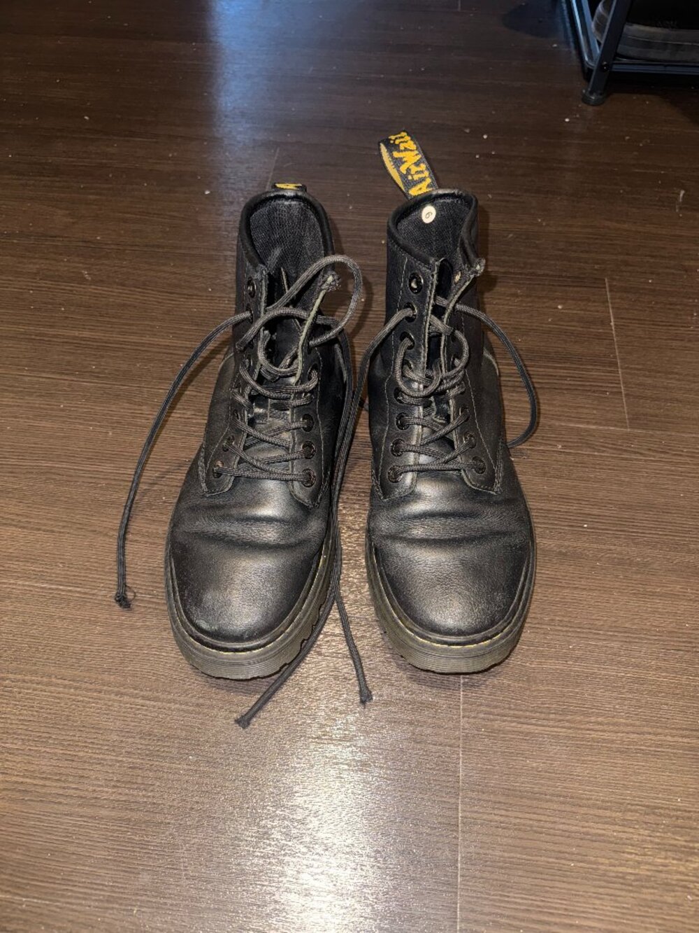 Men's Doc Marten's Lace up Boots in Size 8